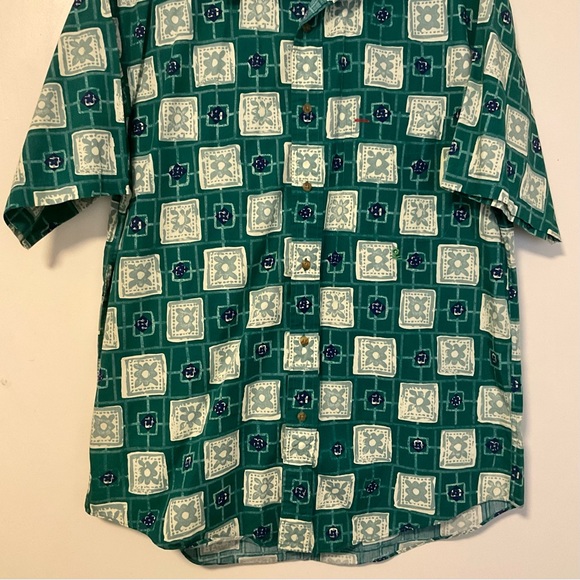 Montagut Button Front Green Floral Print Hawaiian Shirt - Picture 6 of 13